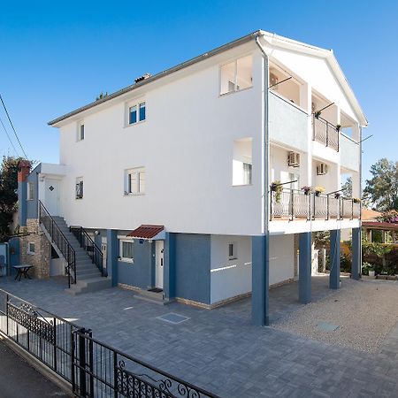 Apartment Majer Medulin Bagian luar foto